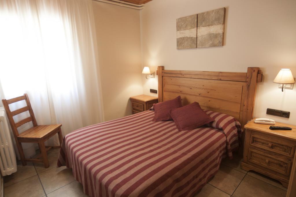 Hotel Sant Roc Кампродон Экстерьер фото