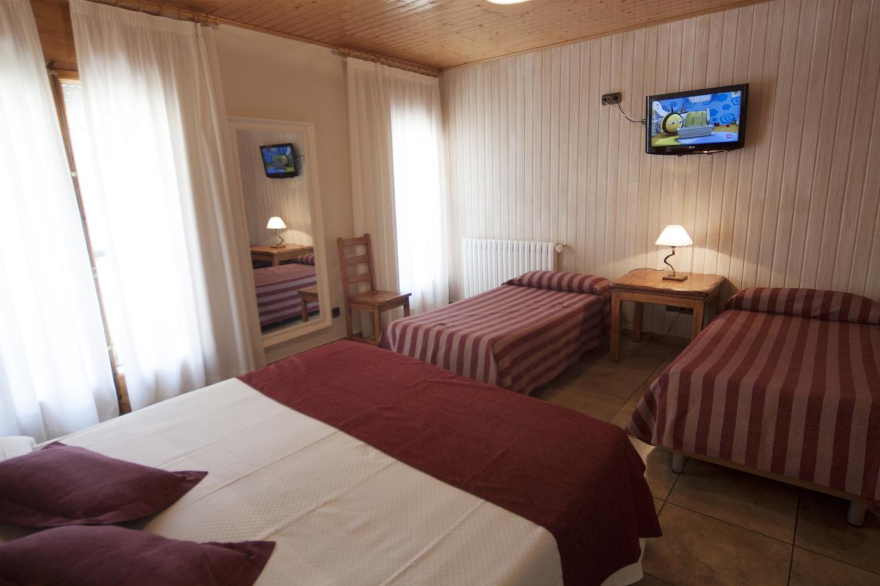 Hotel Sant Roc Кампродон Экстерьер фото