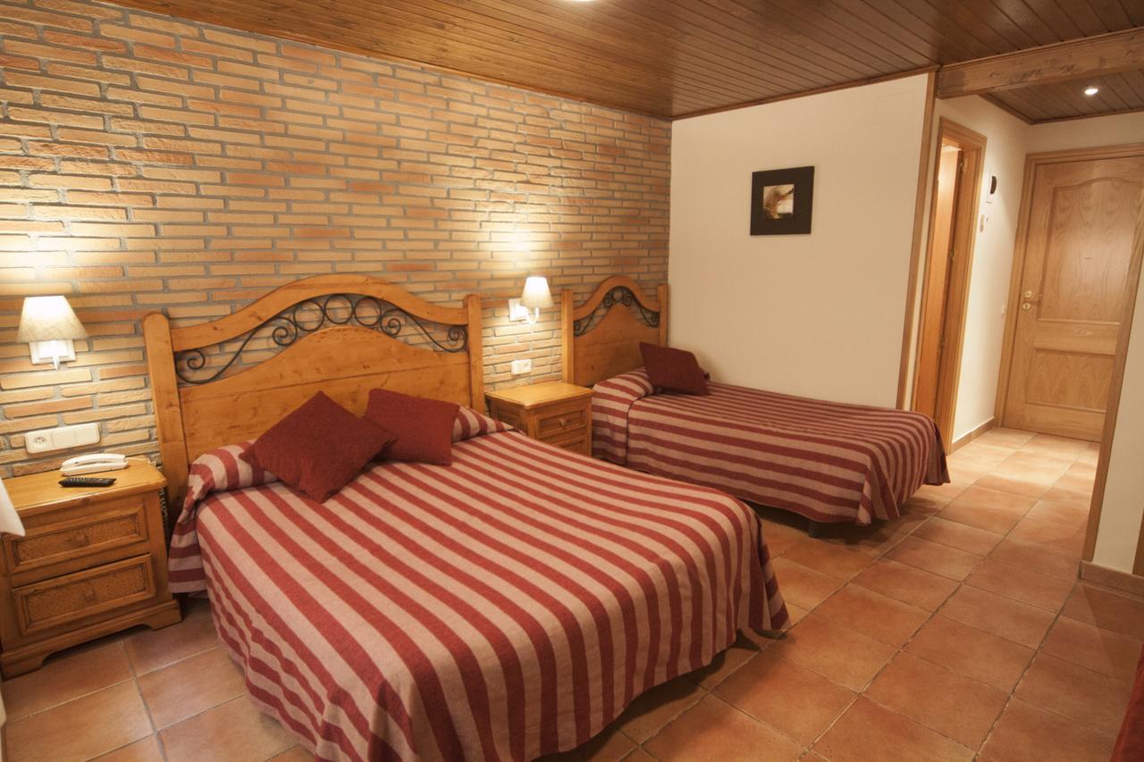 Hotel Sant Roc Кампродон Экстерьер фото